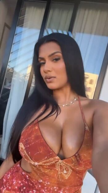 Full leaked Abida private onlyfans photo