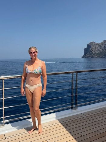 Full leaked Amy schumer private onlyfans photo