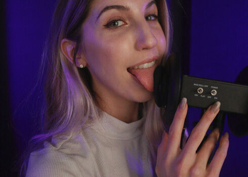 Full leaked Frivolousfox asmr private onlyfans photo