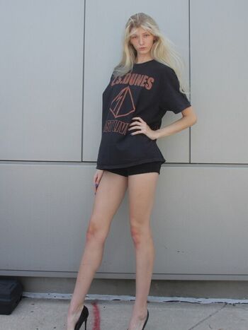 Julia Fox
