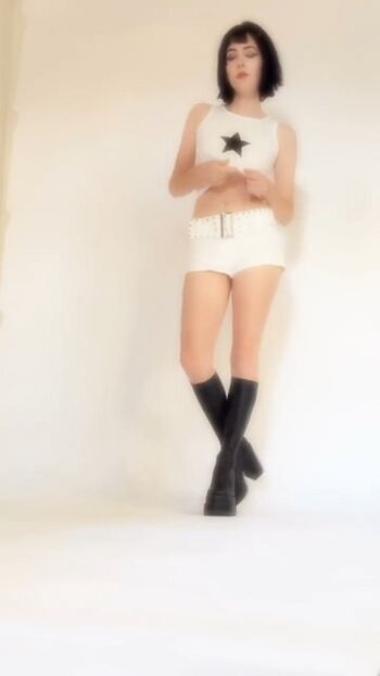 Full leaked Luna shadows private onlyfans photo