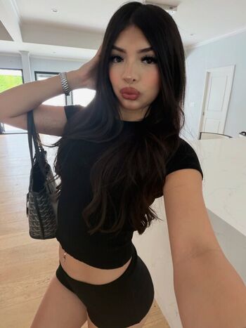 Full leaked Officialcassyy private onlyfans photo