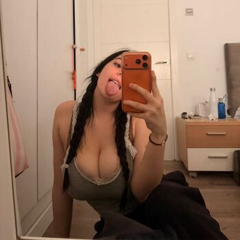 Full leaked Paaularruizz private onlyfans photo