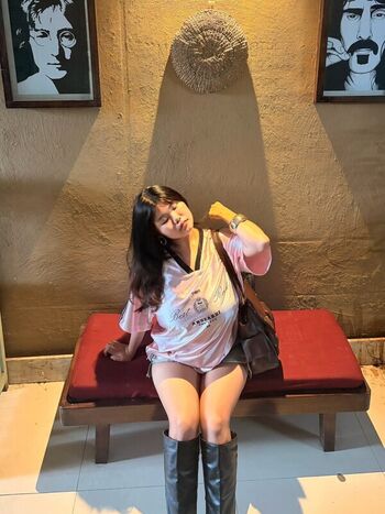 Full leaked Simururu private onlyfans photo